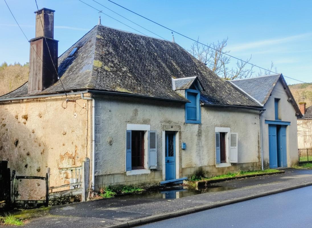 2 bedroom maison en pierres in Forges, Corrèze, France