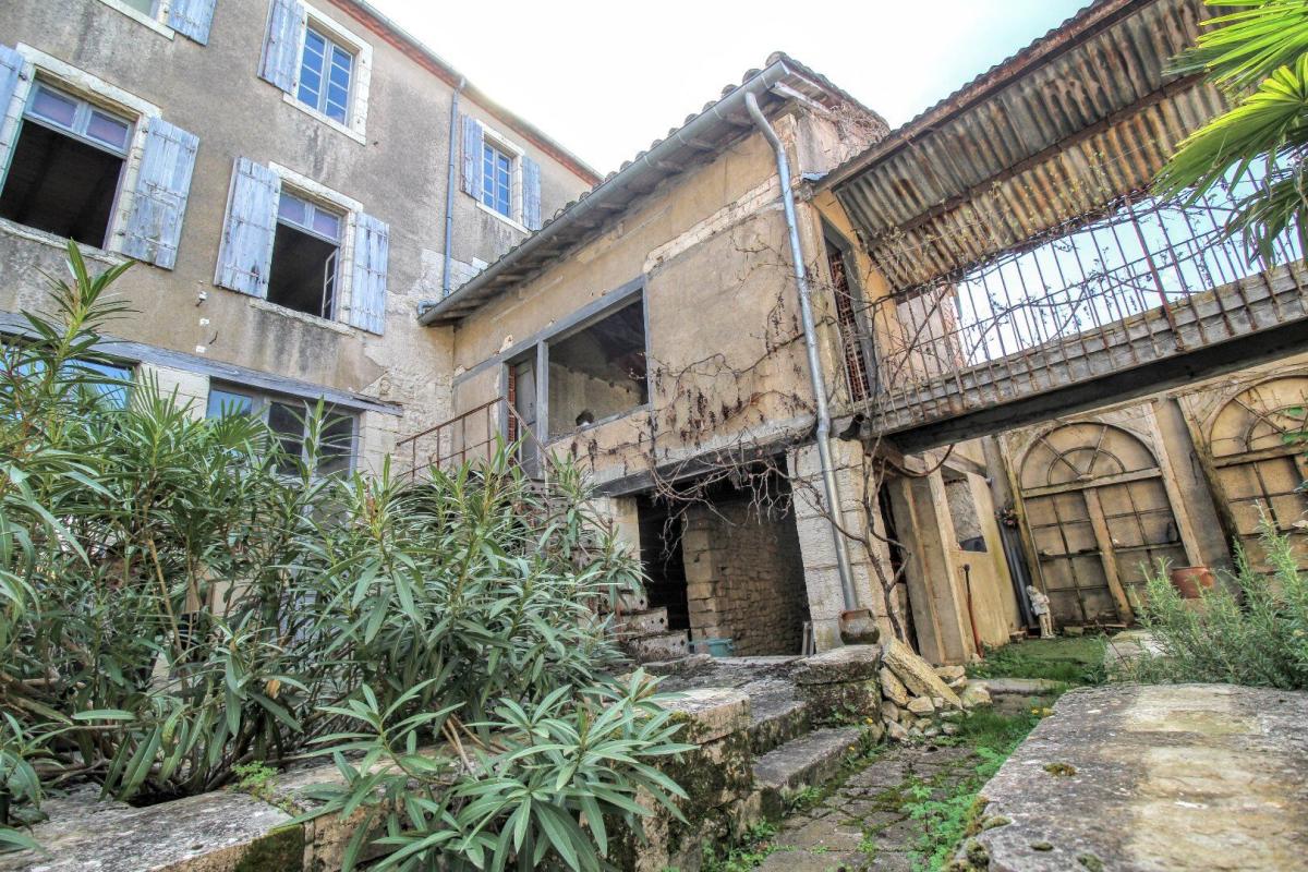 1 bedroom maison a renover in Septfonds, Tarn-et-Garonne, France