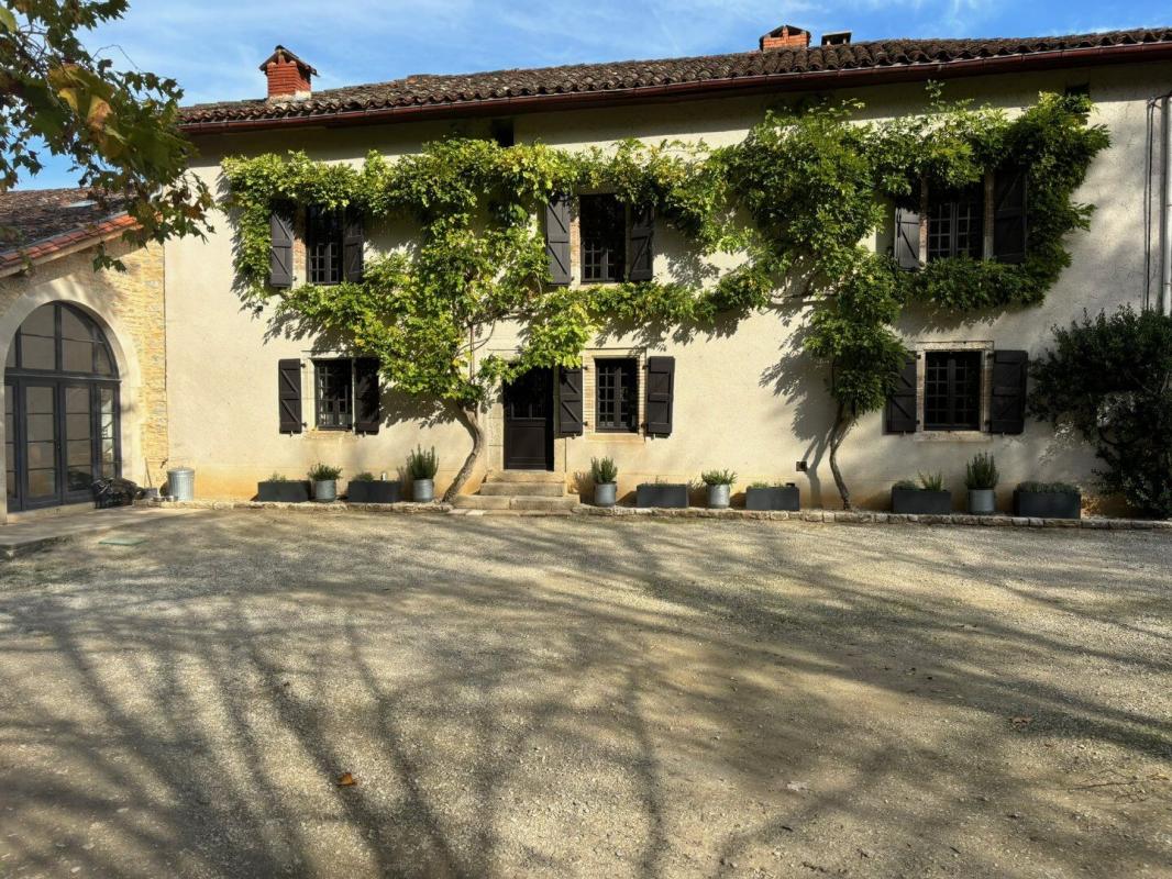 9 bedroom demeure in Saint Antonin Noble Val, Tarn-et-Garonne, France
