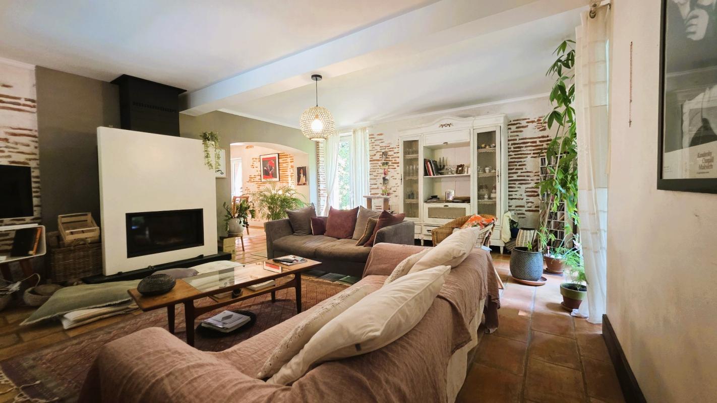 6 bedroom demeure in Roquettes, Haute-Garonne, France