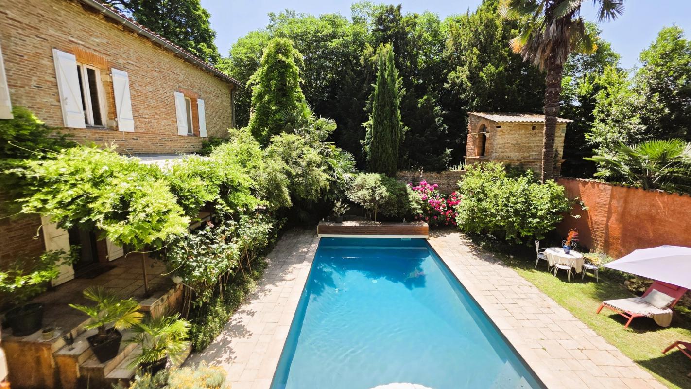 6 bedroom demeure in Roquettes, Haute-Garonne, France
