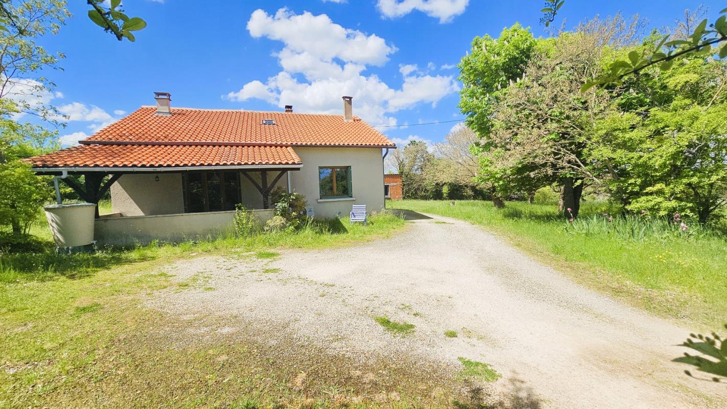 5 bedroom villa in Montpezat De Quercy, Tarn-et-Garonne, France