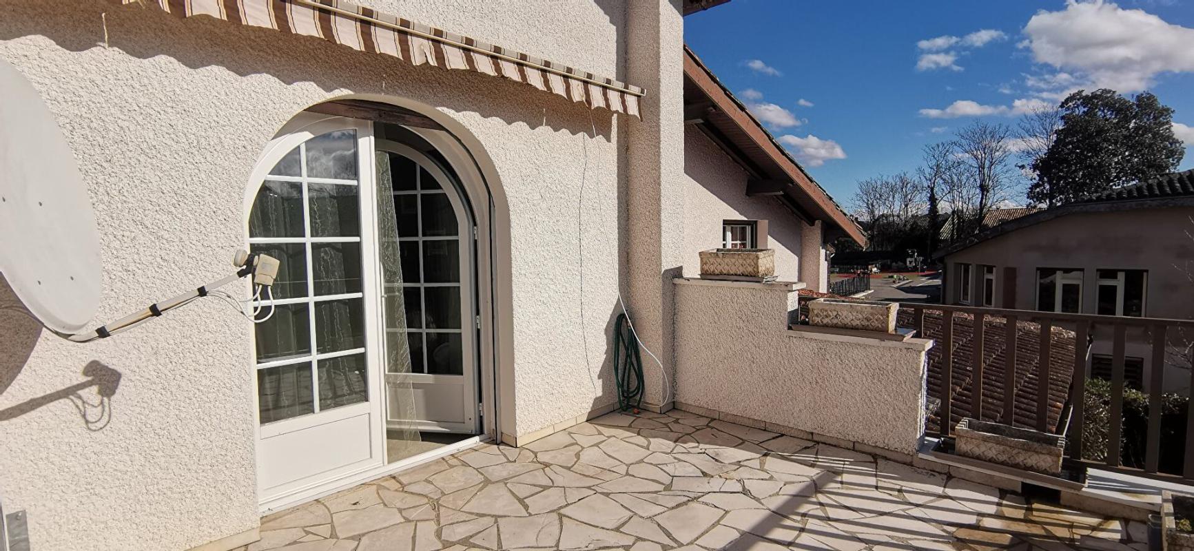 6 bedroom villa in Negrepelisse, Tarn-et-Garonne, France