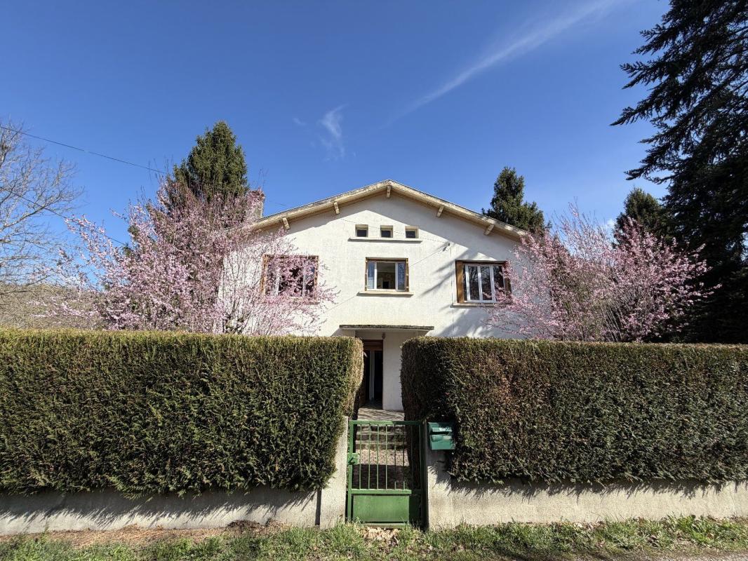 2 bedroom pavillon in Oust, Ariège, France