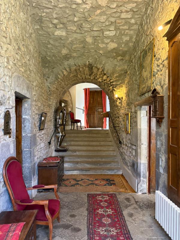 8 bedroom chateau in Blôt L’eglise, Puy-de-Dôme, France