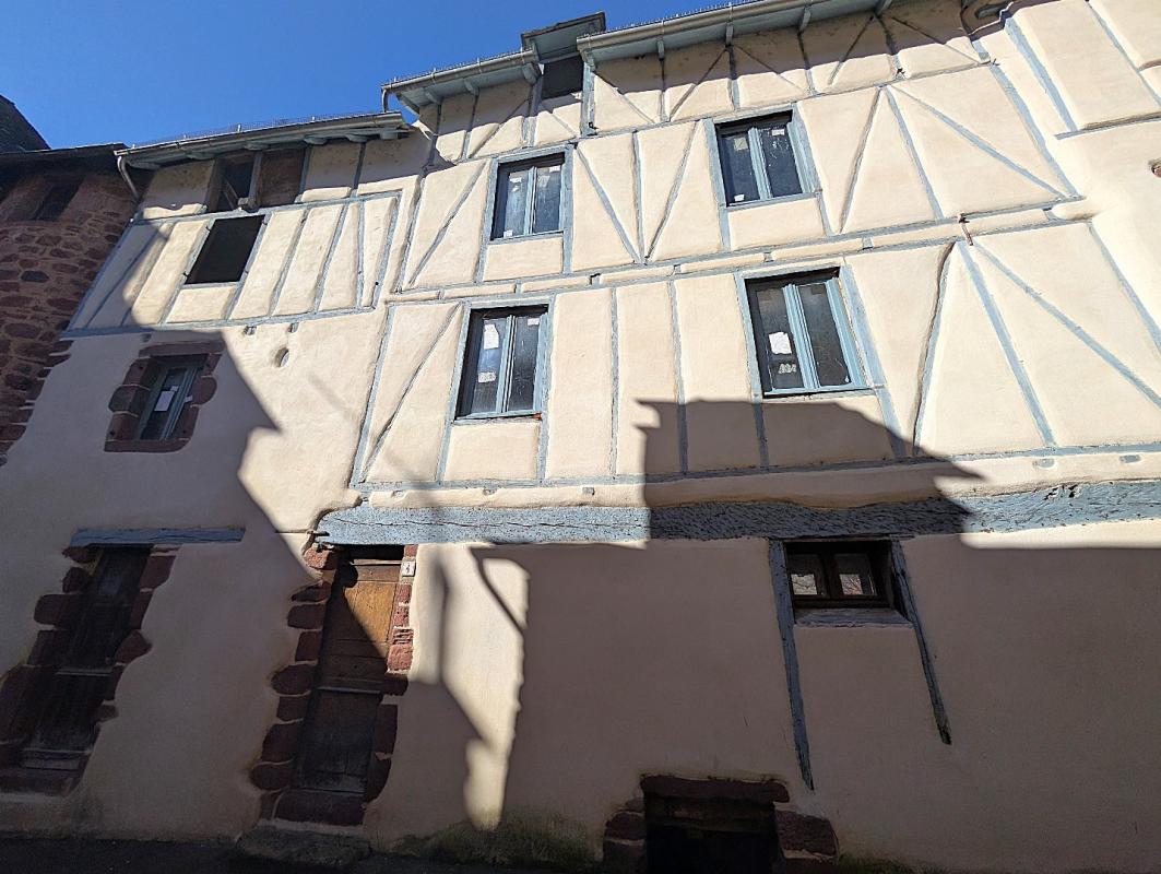 maison de village in Villecomtal, Aveyron, France