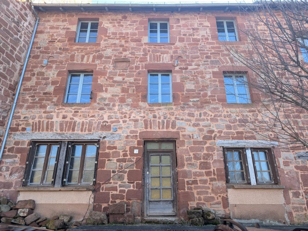 maison de village in Villecomtal, Aveyron, France