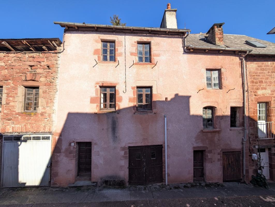 maison a renover in Villecomtal, Aveyron, France
