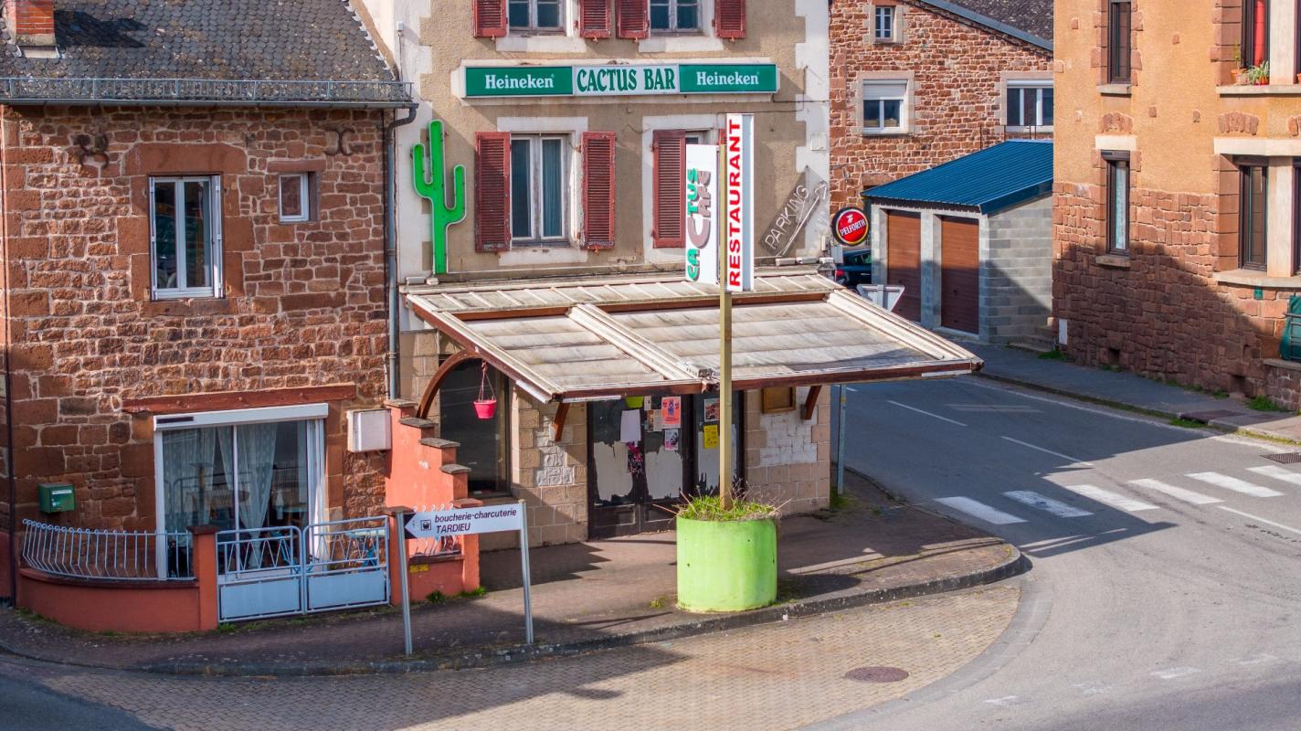 immeuble in Saint Christophe Vallon, Aveyron, France