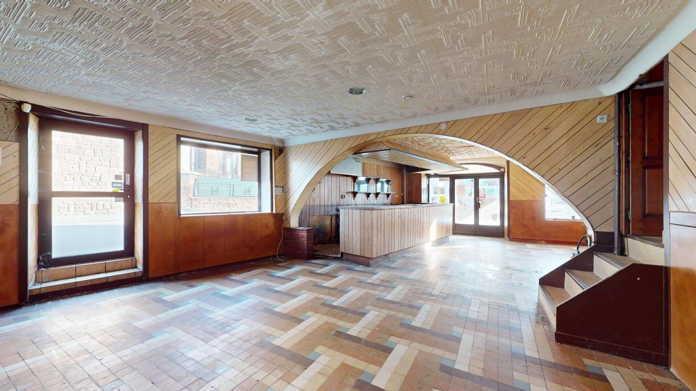 immeuble in Saint Christophe Vallon, Aveyron, France