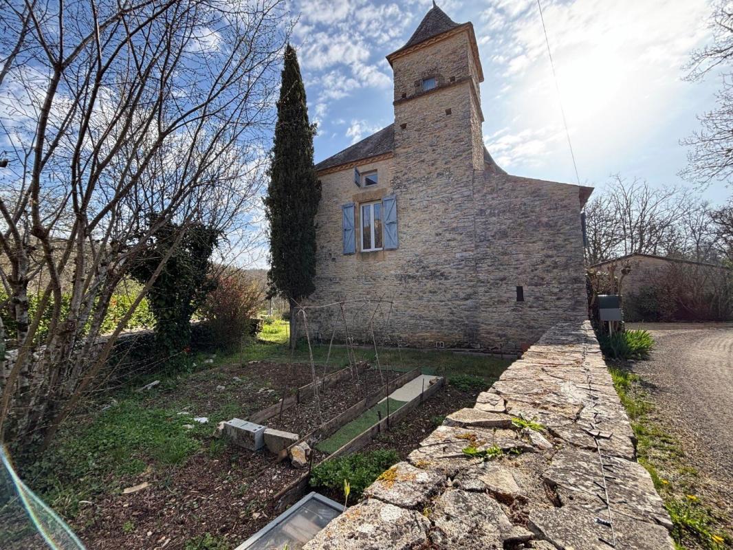 5 bedroom manoir in Leobard, Lot, France