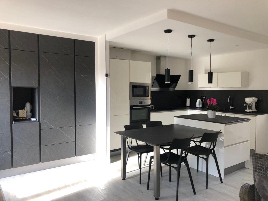 3 bedroom maison in Saint Cirq Lapopie, Lot, France