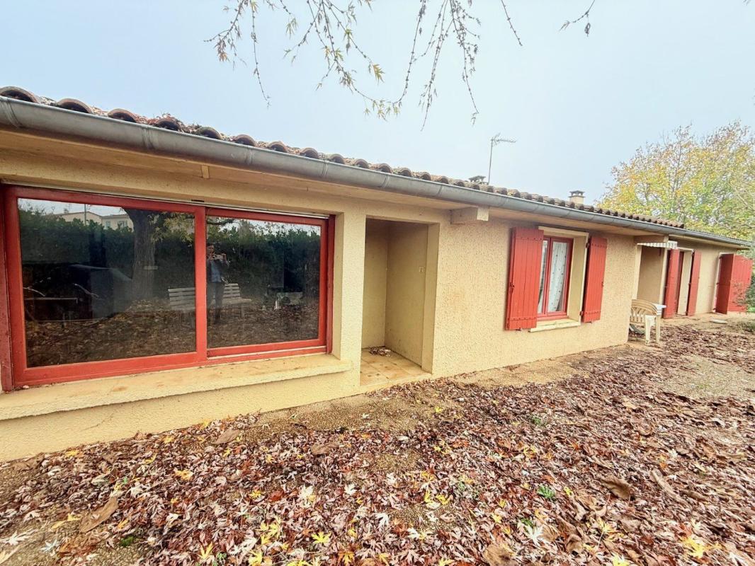 5 bedroom maison in Pradines, Lot, France