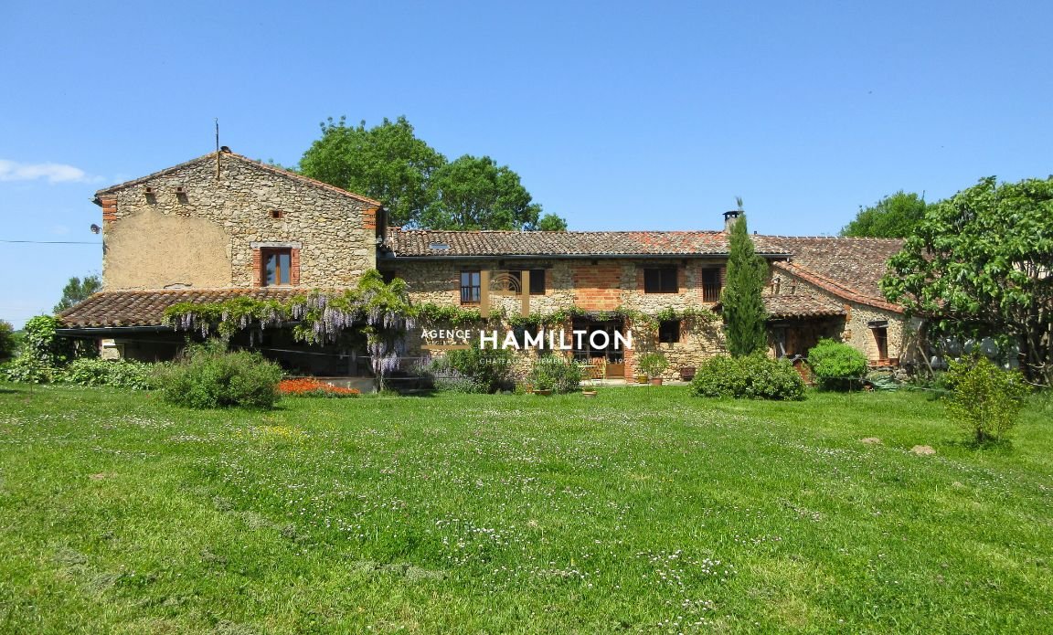 8 bedroom corps de ferme in Lautrec, Tarn, France