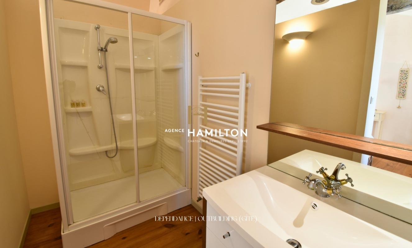 6 bedroom propriete in Cordes Sur Ciel, Tarn, France