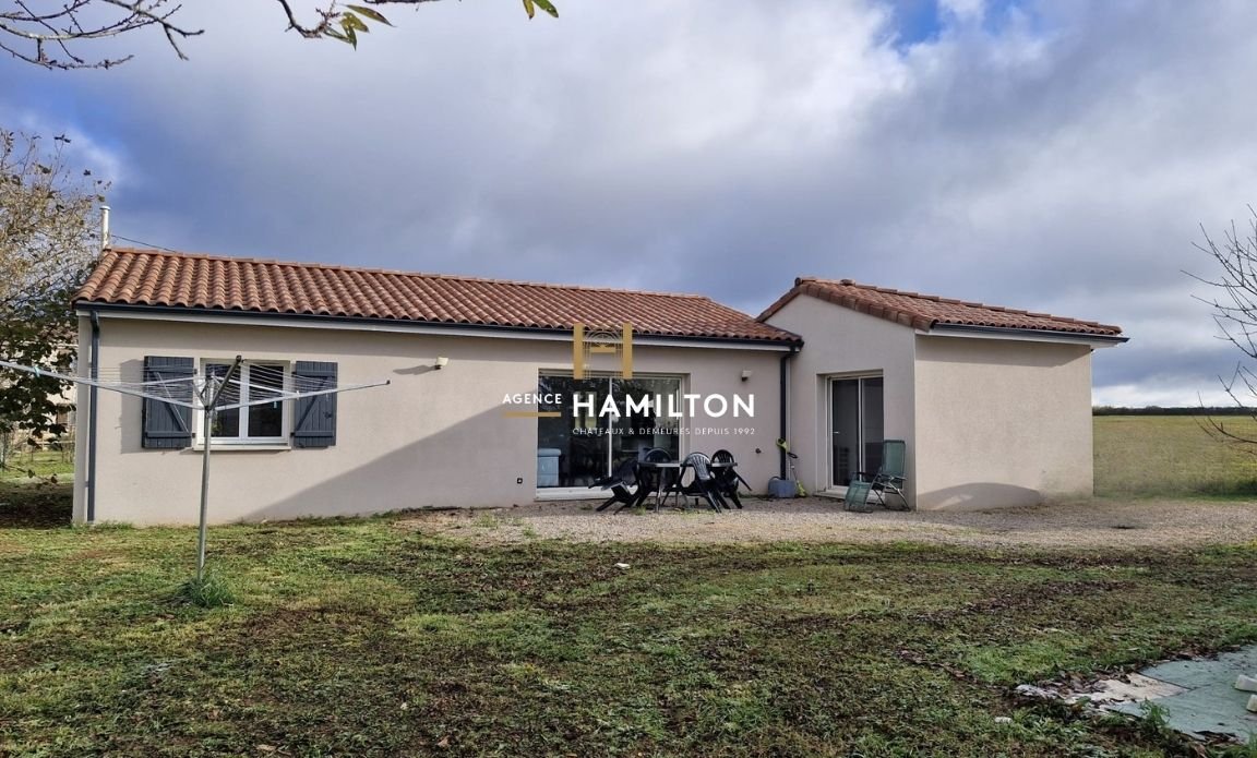 3 bedroom maison individuelle in Mouzieys Panens, Tarn, France