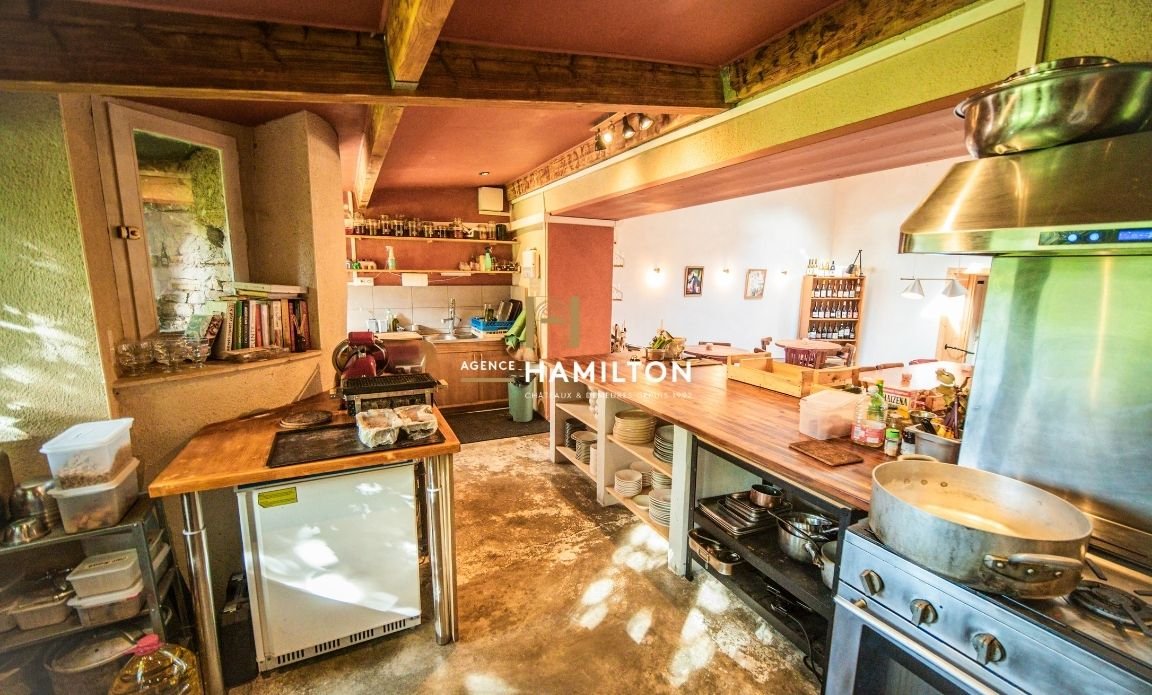 5 bedroom propriete in Cordes-sur-ciel, Tarn, France