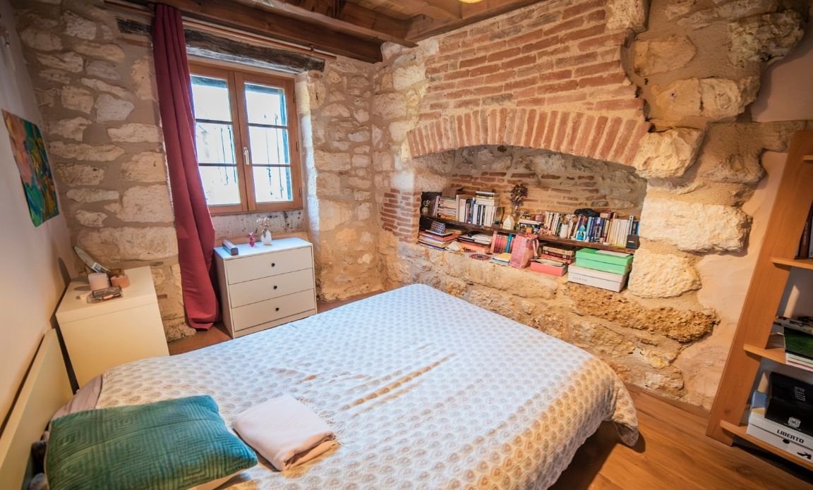 5 bedroom longere in Livers Cazelles, Tarn, France