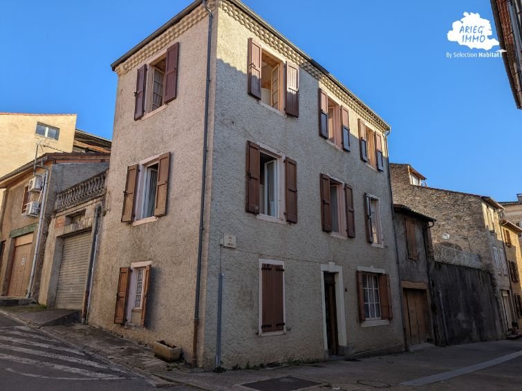4 bedroom maison de village in La Bastide De Serou, Ariège, France