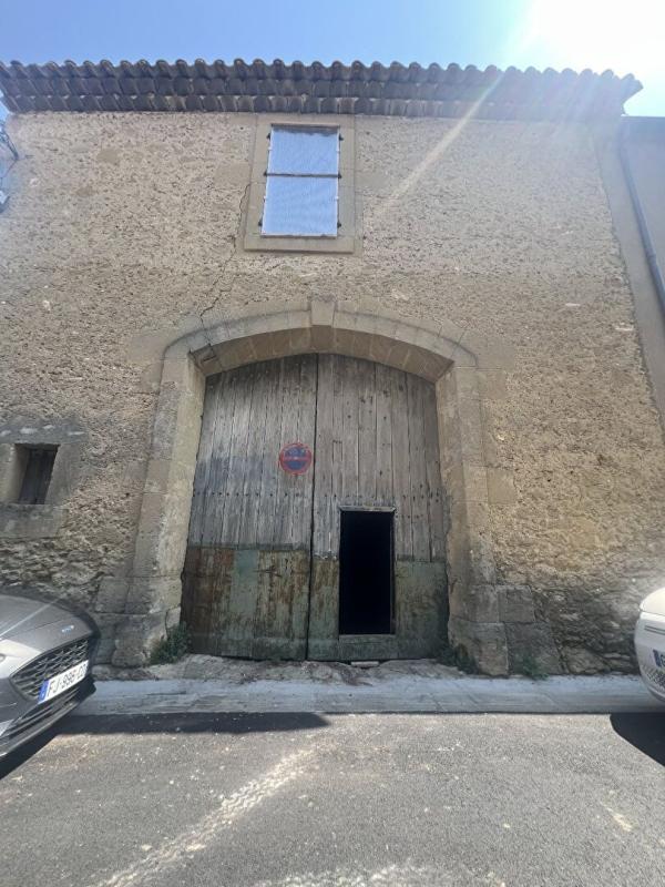 grange in Lespignan, Hérault, France