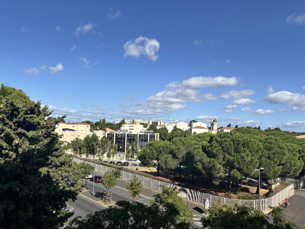 2 bedroom t3 in Beziers, Hérault, France