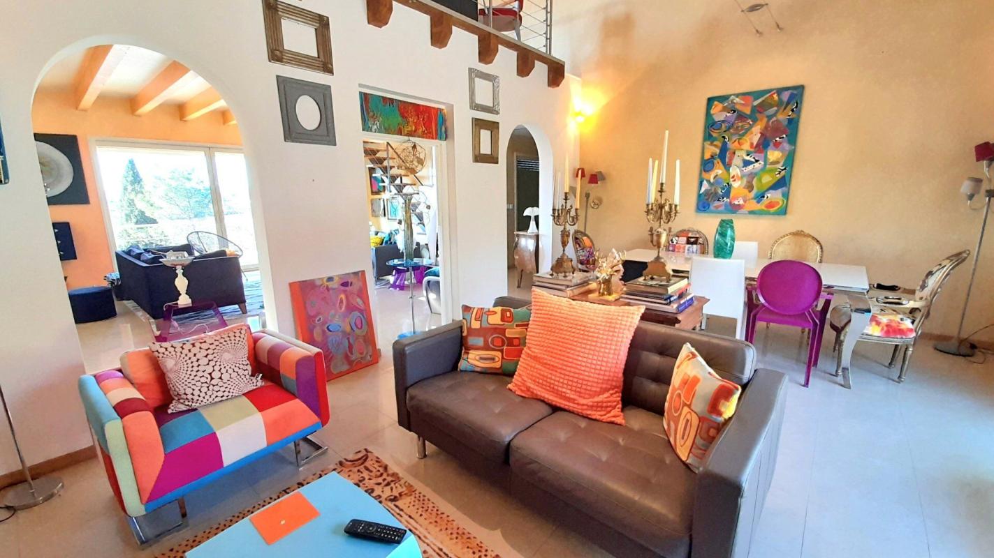 5 bedroom villa in Magalas, Hérault, France