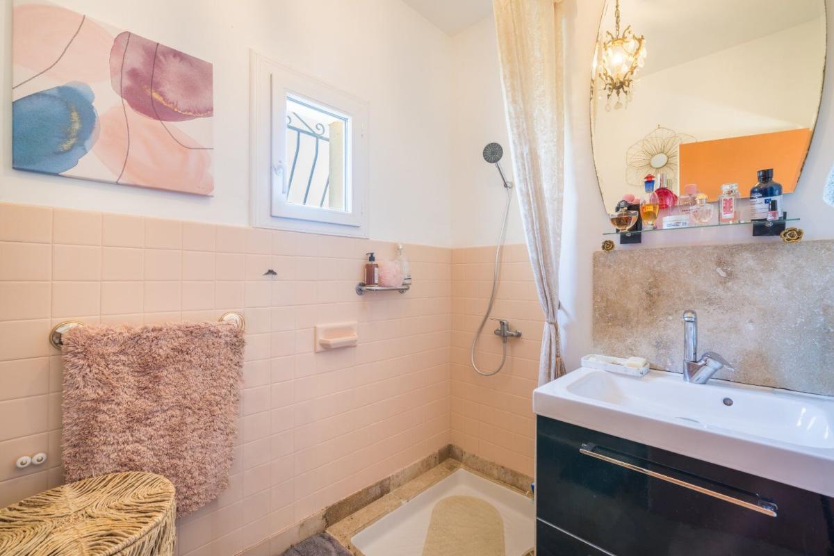 4 bedroom maison in Lablachere, Ardèche, France