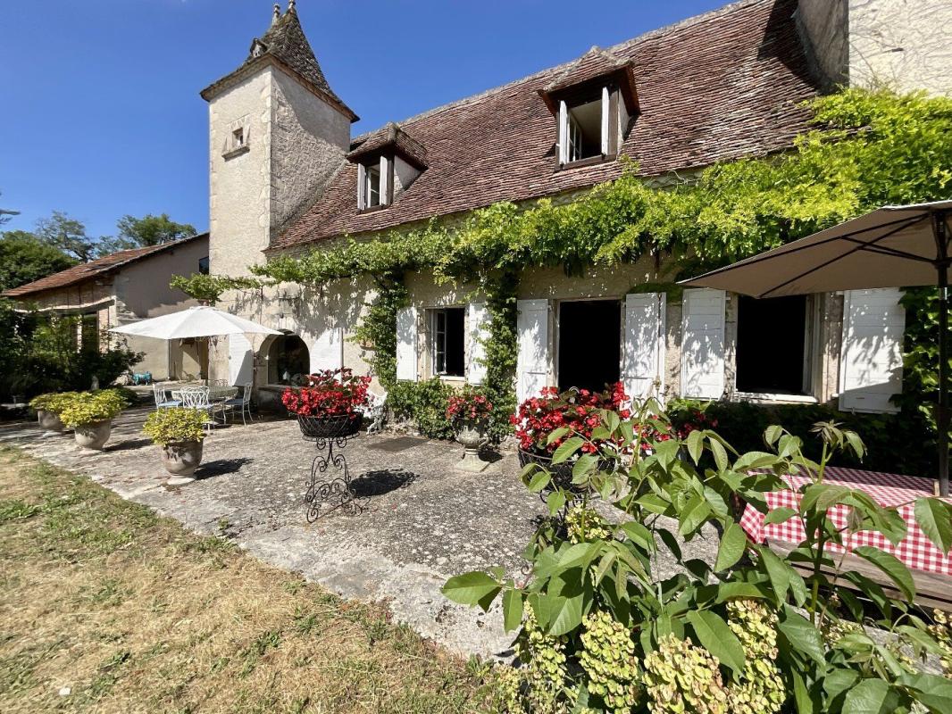 6 bedroom corps de ferme in Flaujac Gare, Lot, France