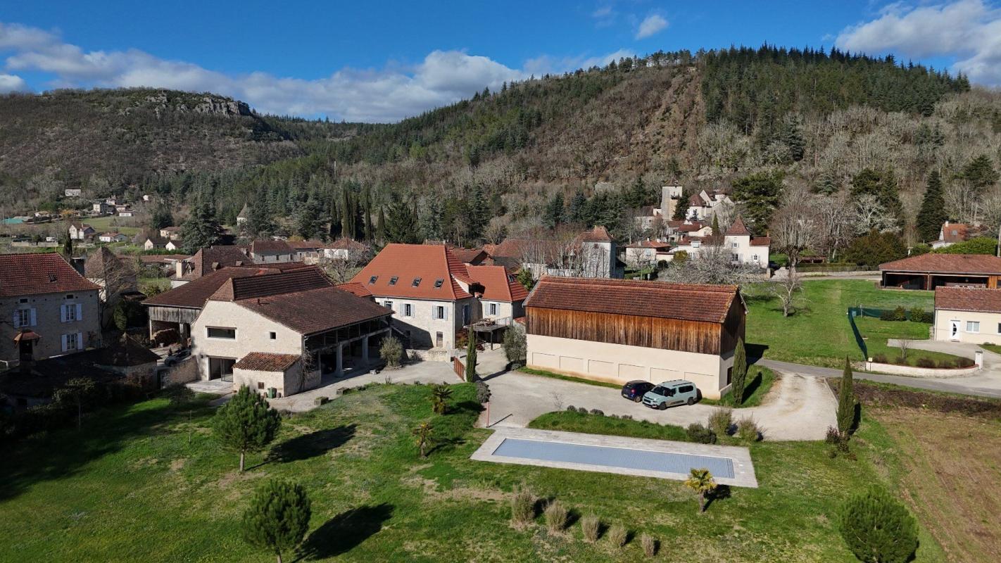 11 bedroom gite in Tour De Faure, Lot, France