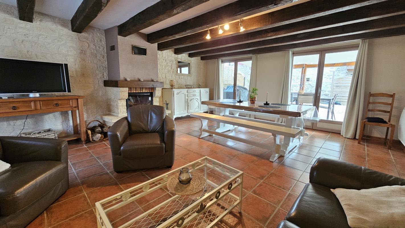 6 bedroom maison in Salvagnac Cajarc, Aveyron, France