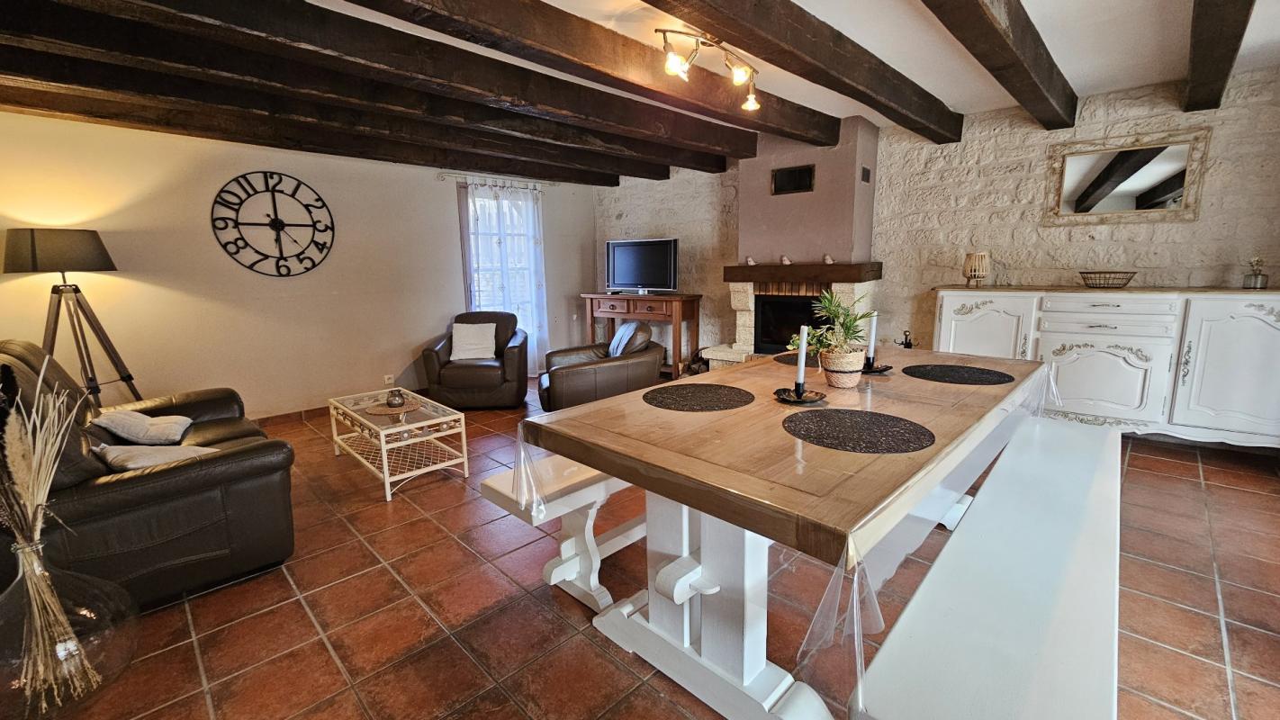 6 bedroom maison in Salvagnac Cajarc, Aveyron, France