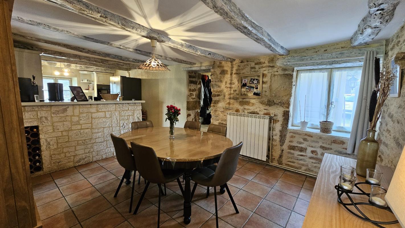 6 bedroom maison in Salvagnac Cajarc, Aveyron, France