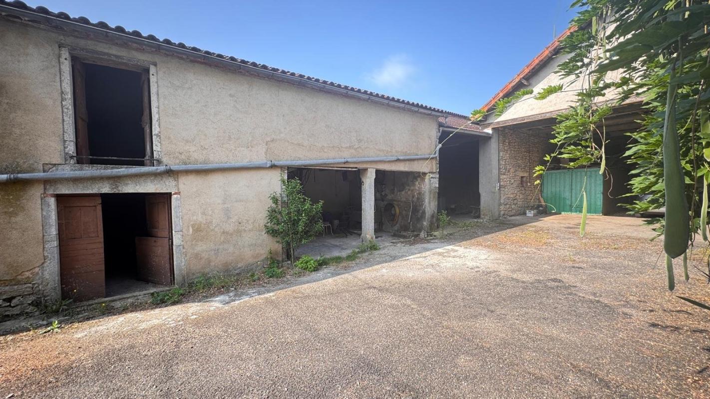 3 bedroom maison a renover in Limogne En Quercy, Lot, France