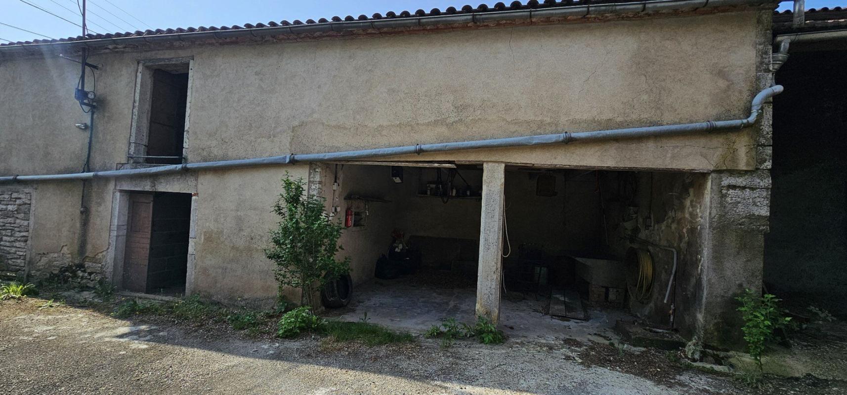 3 bedroom maison a renover in Limogne En Quercy, Lot, France