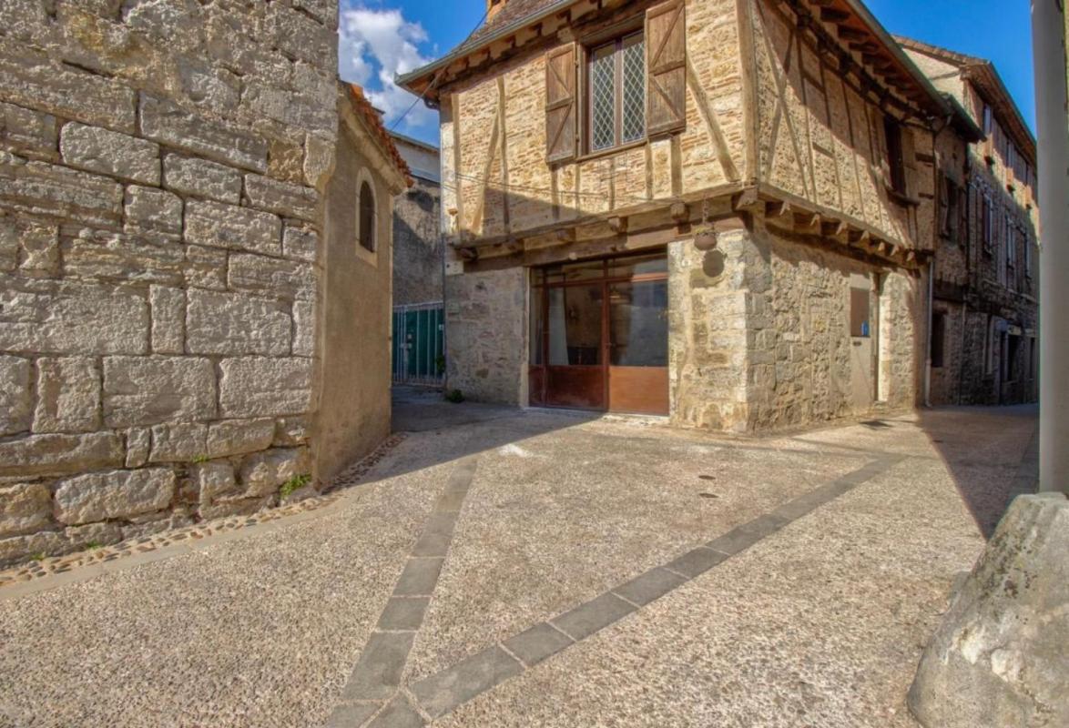 2 bedroom maison in Cajarc, Lot, France