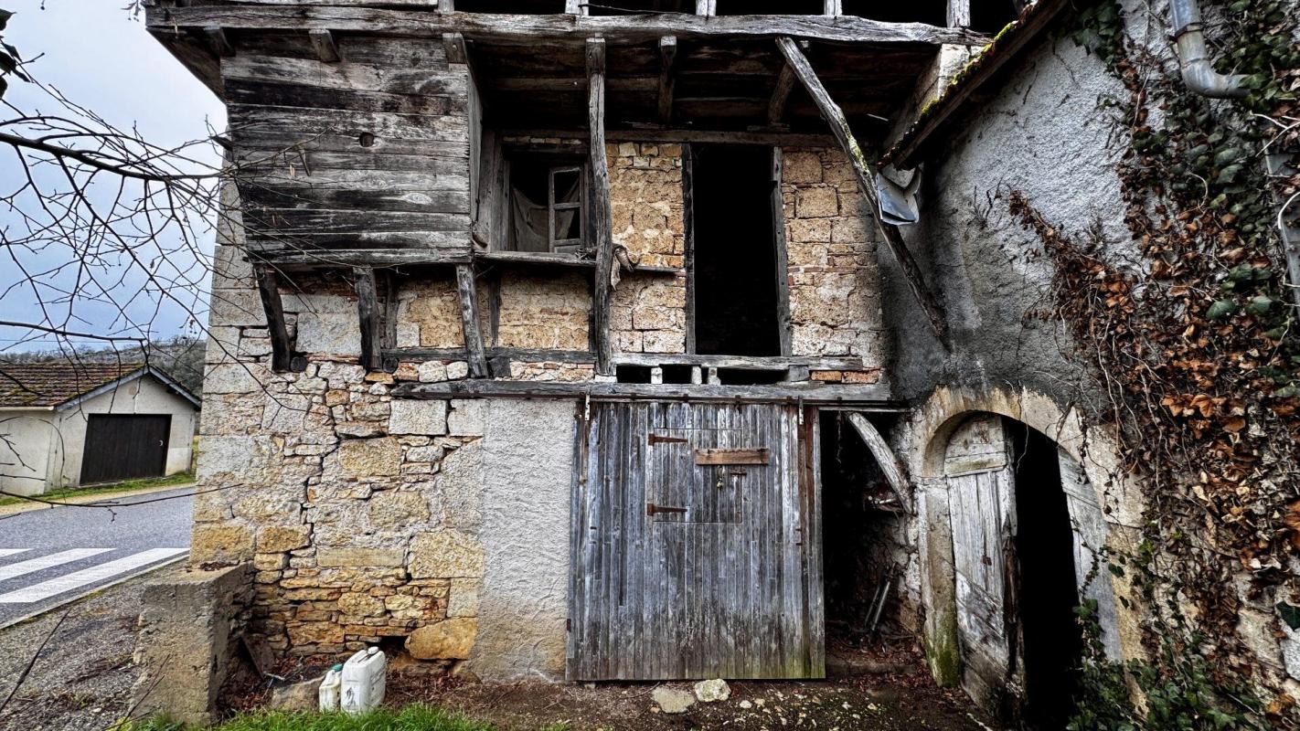 grange in Saint Sulpice, Lot, France