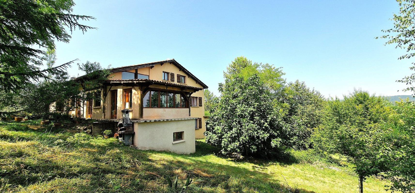 6 bedroom propriete in Figeac, Lot, France