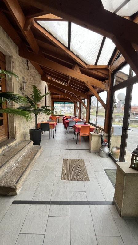 13 bedroom hotel restaurant in Gorses, Lot, France