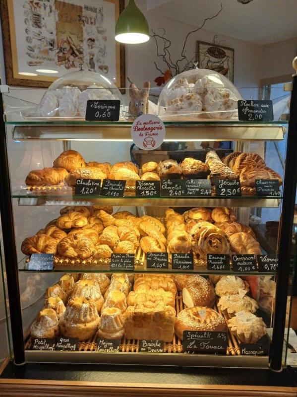 boulangerie/patisserie in Figeac, Lot, France