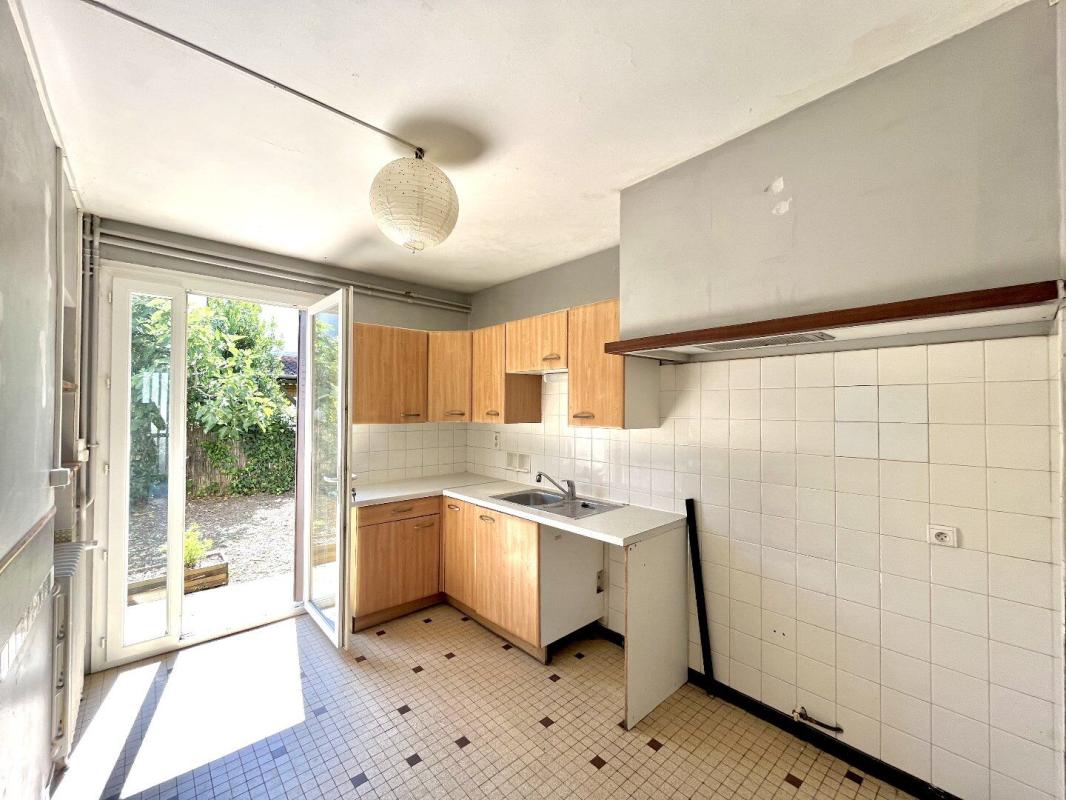 3 bedroom maison in Albi, Tarn, France