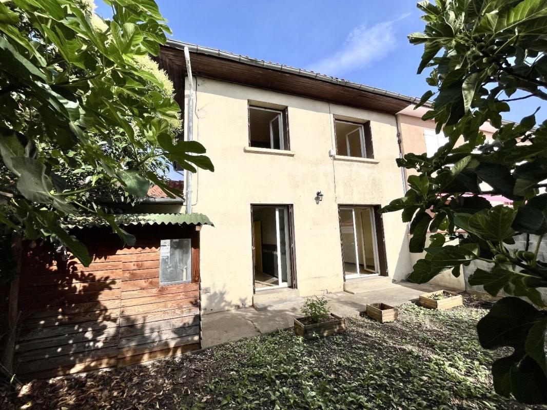 3 bedroom maison in Albi, Tarn, France
