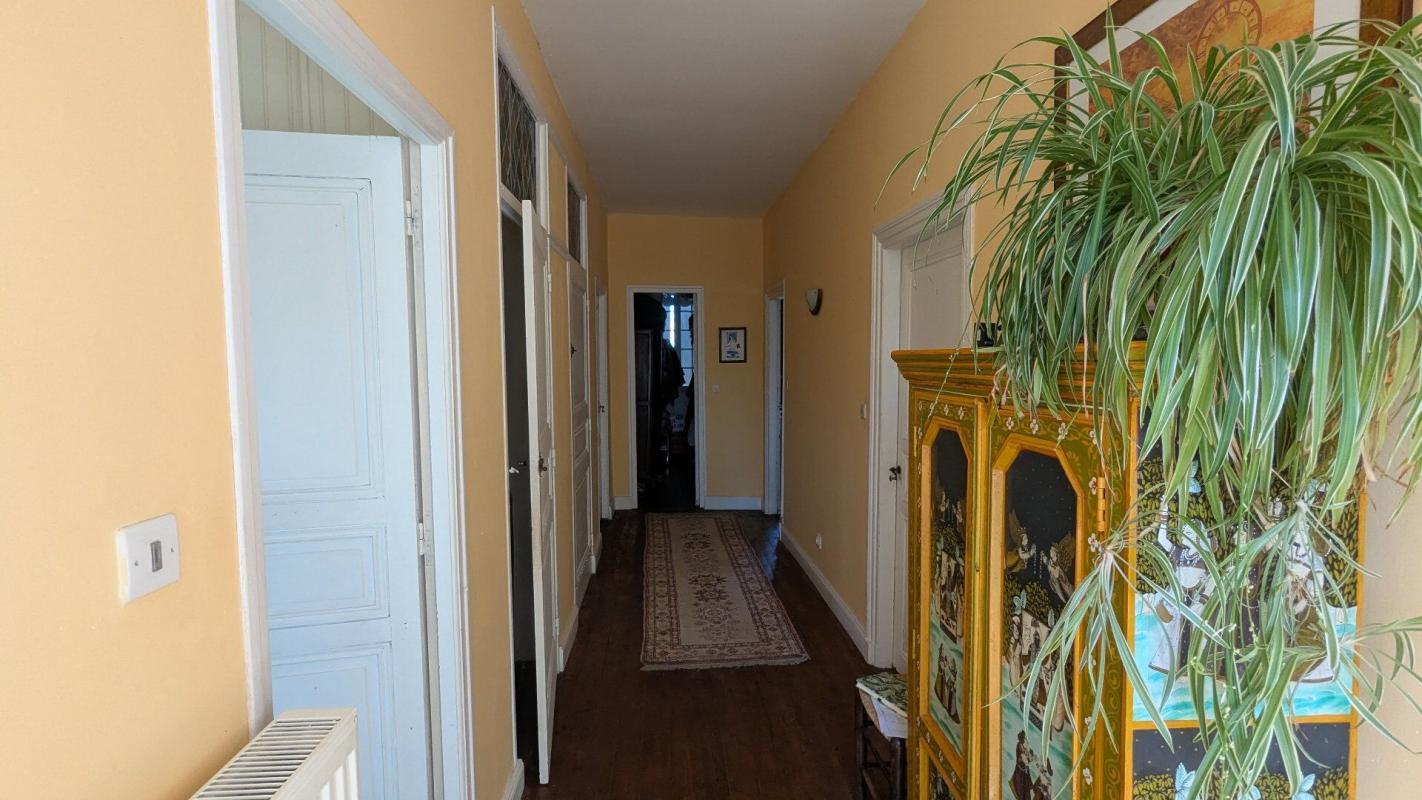 5 bedroom maison in Monesties, Tarn, France