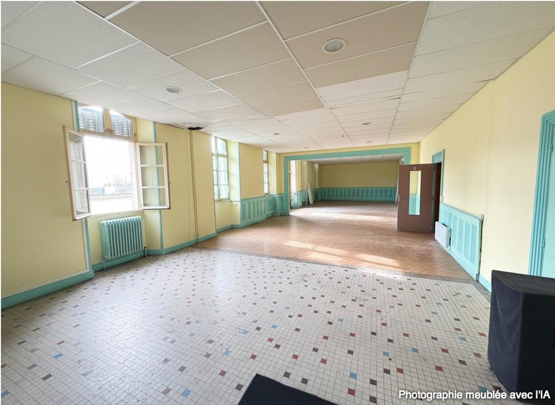 14 bedroom propriete in Condat, Cantal, France