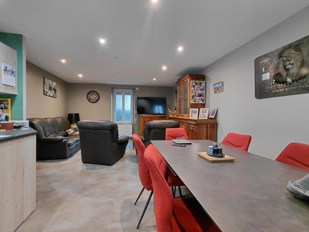 3 bedroom t4 in Aurillac, Cantal, France