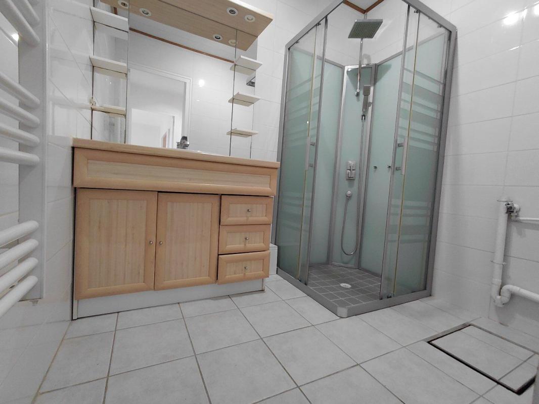 1 bedroom t2 in Arpajon Sur Cere, Cantal, France