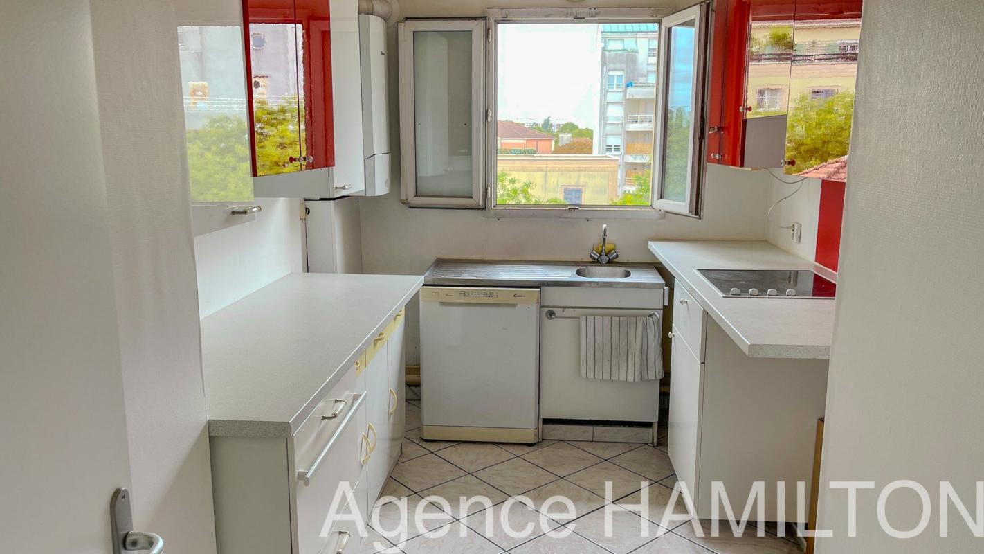 3 bedroom t4 in Villeneuve La Garenne, Hauts-de-Seine, France