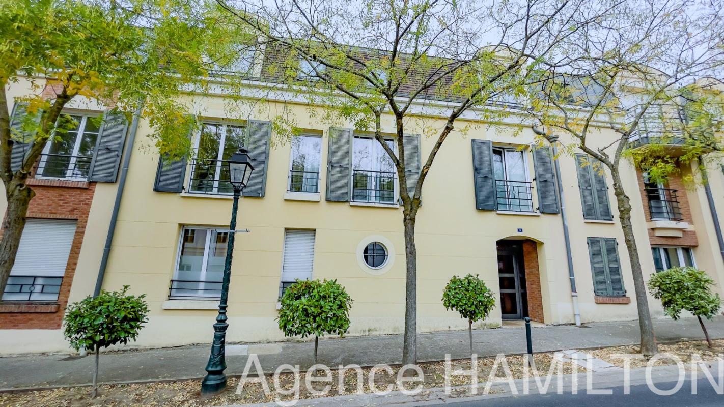 3 bedroom t4 in Garches, Hauts-de-Seine, France