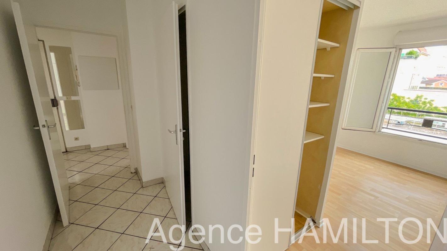 4 bedroom t5 in Garches, Hauts-de-Seine, France