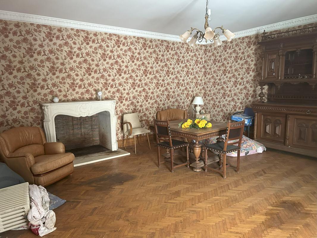4 bedroom maison bourgeoise in Villars Les Bois, Charente-Maritime, France