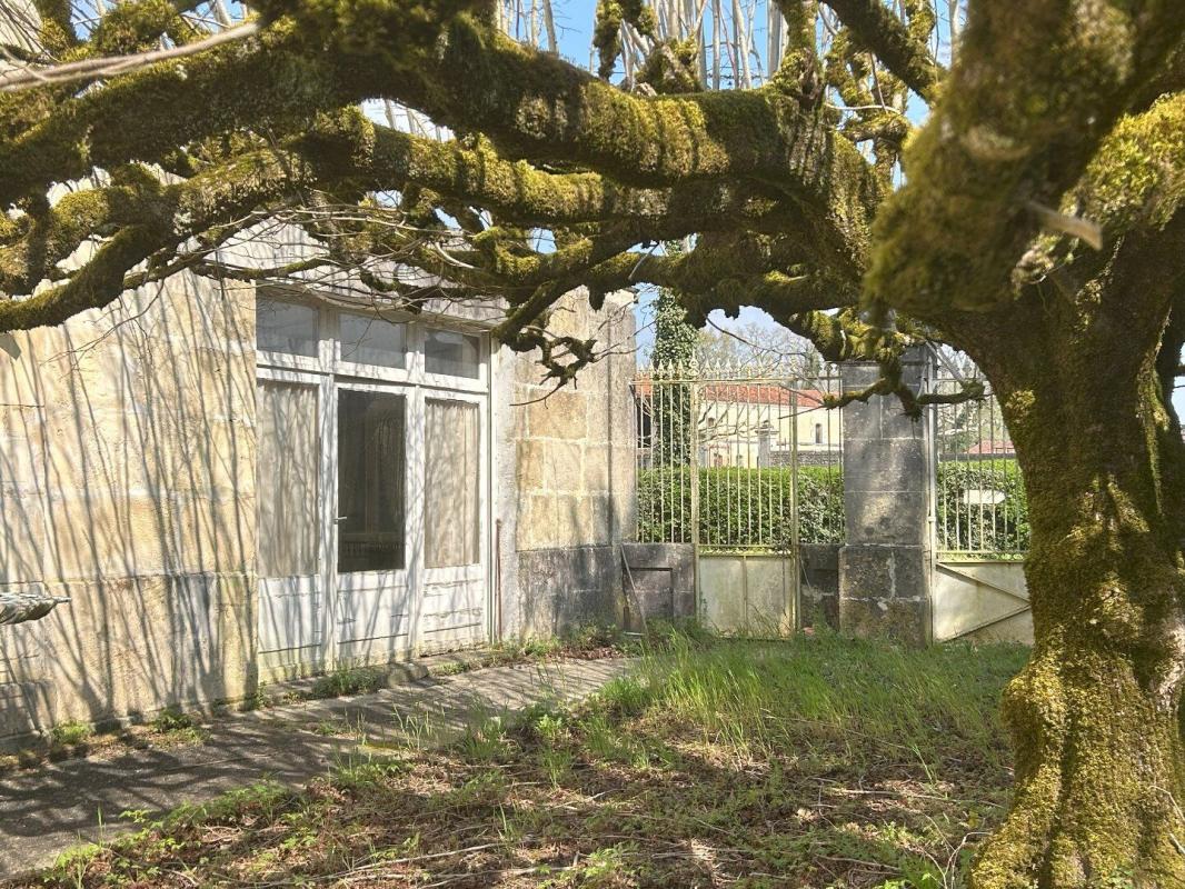 4 bedroom maison bourgeoise in Villars Les Bois, Charente-Maritime, France